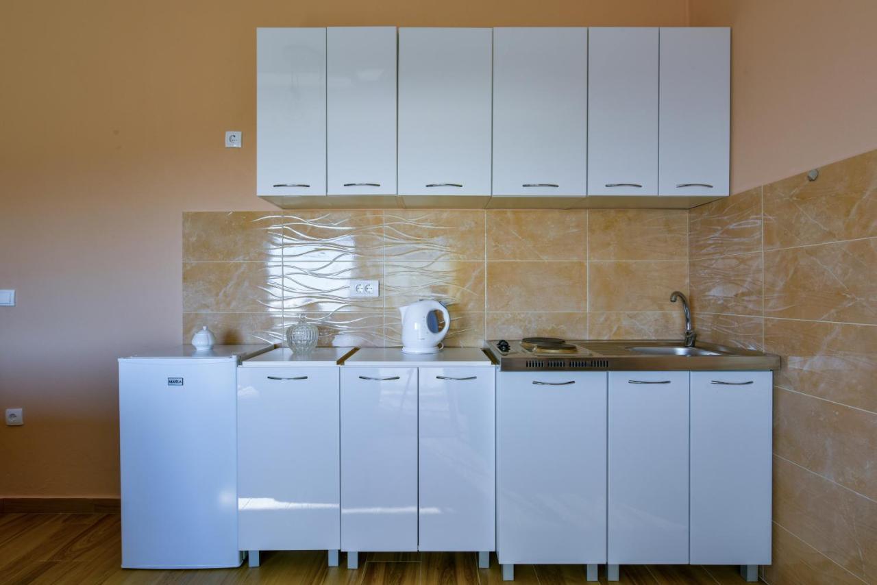 Apartments Hillside Ulcinj Exterior photo