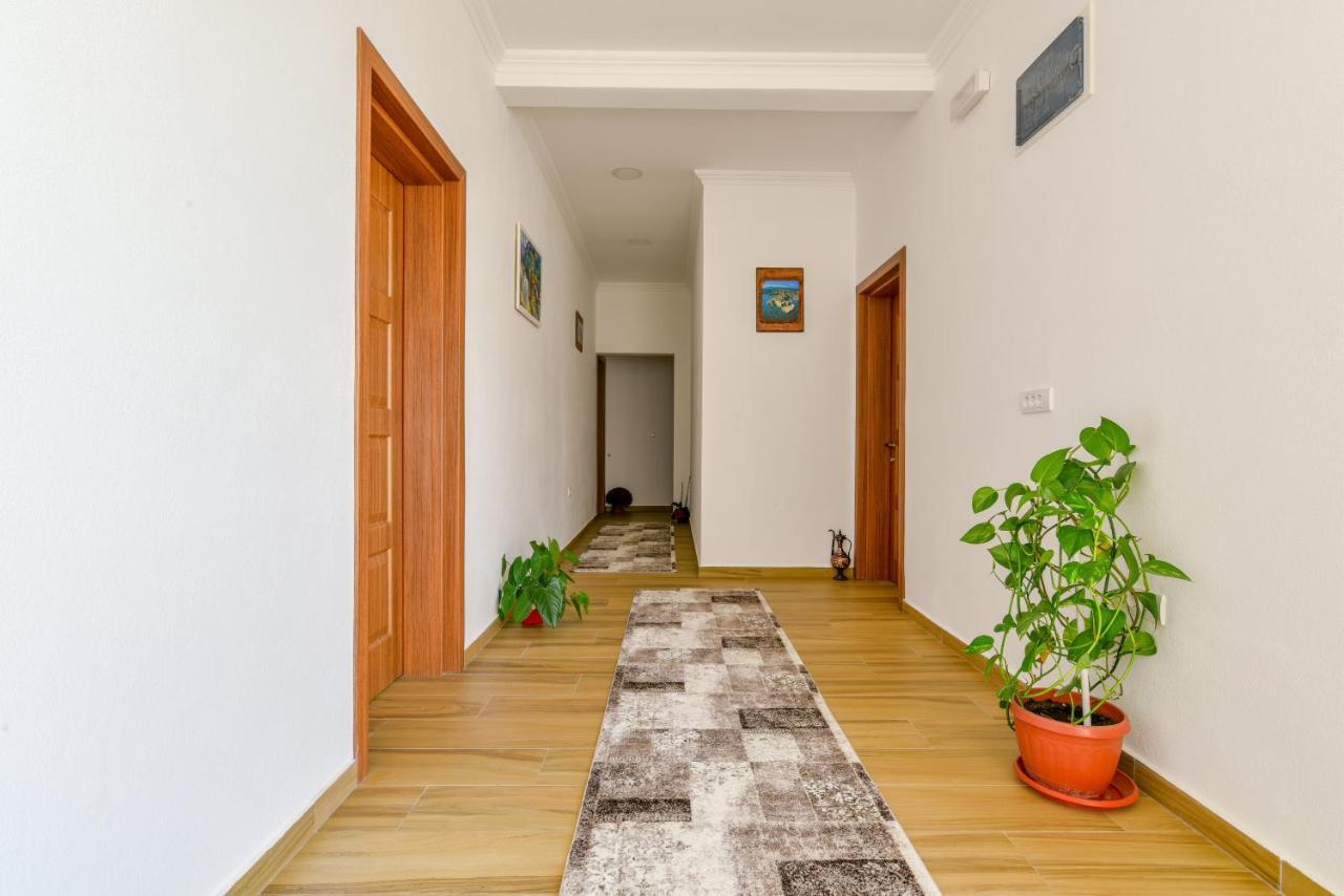 Apartments Hillside Ulcinj Exterior photo
