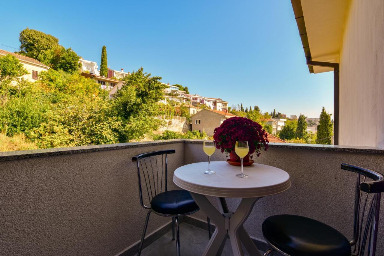 Apartments Hillside Ulcinj Exterior photo